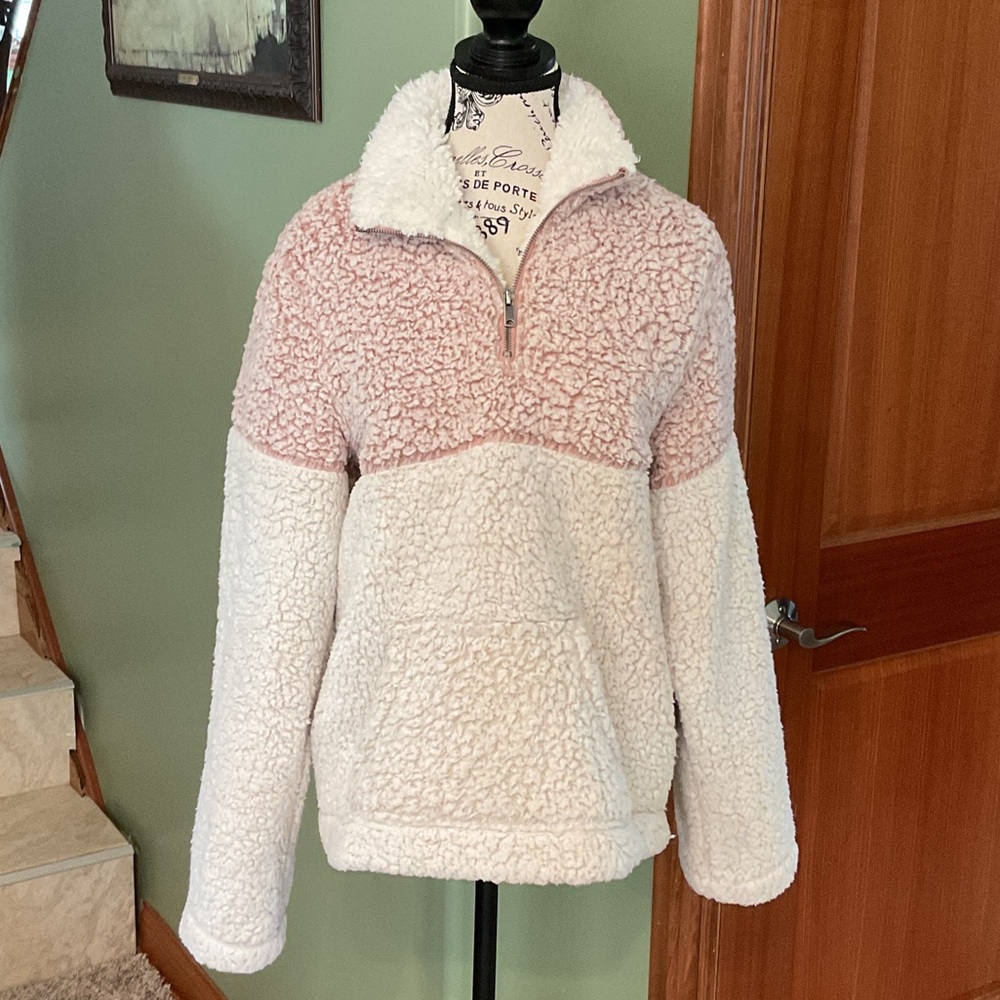 Love Tree Cozy Plush Sherpa Pullover in Light Pink, Size L